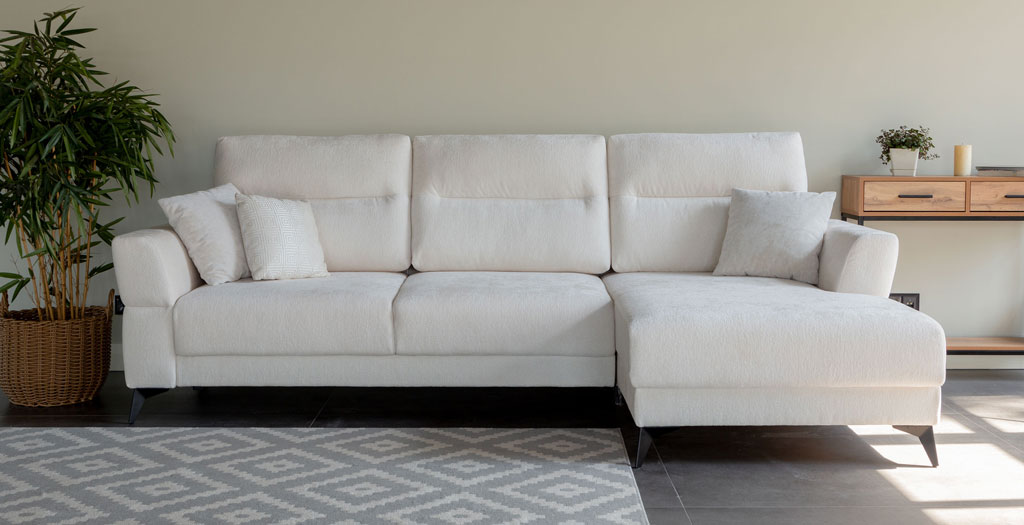 Угловой диван-кровать «Хадсон» шенилл белый купить от 154700 руб. винтернет-магазине Фабрики PUSHE в Москве